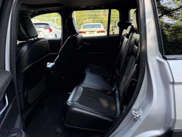 Used 2025 Jeep Grand Cherokee Altitude AWD/4WD image 11