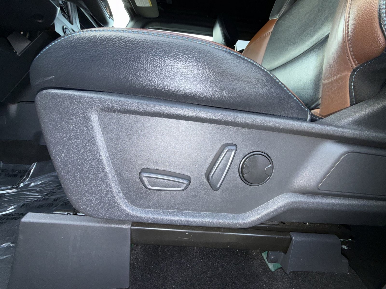 Used 2023 Ford Bronco Outer Banks AWD/4WD image 14