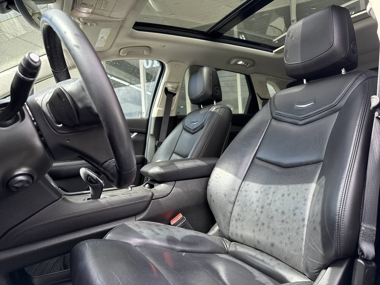 Used 2017 Cadillac XT5 Luxury w/ Driver Awareness Package image 34
