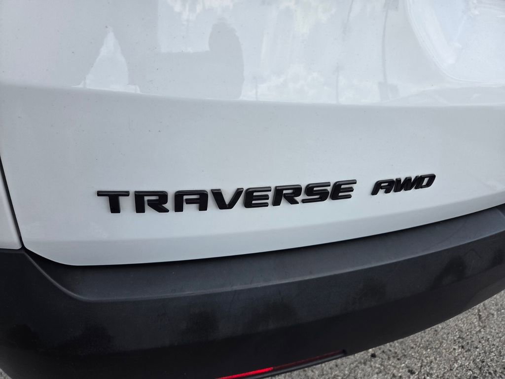 Certified 2023 Chevrolet Traverse RS w/ LPO, Floor Liner Package AWD/4WD image 13