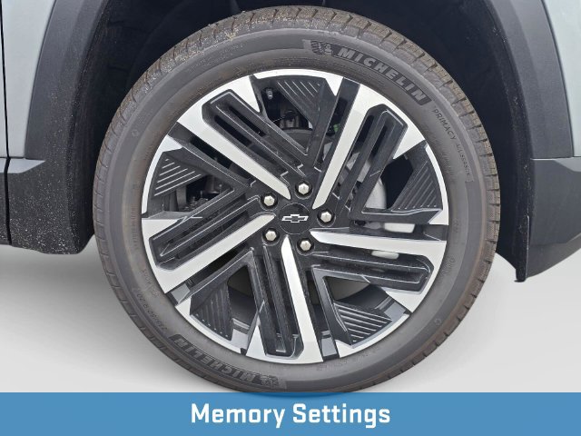 New 2027 Chevrolet Equinox RS w/ Safety and Technology Package AWD/4WD image 10