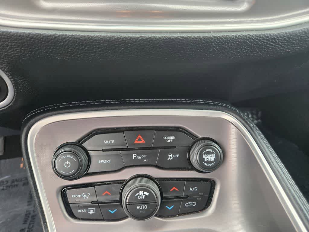 Used 2022 Dodge Challenger GT image 16