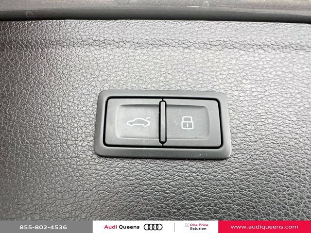 Certified 2023 Audi Q5 2.0T Premium w/ Convenience Package AWD/4WD image 11