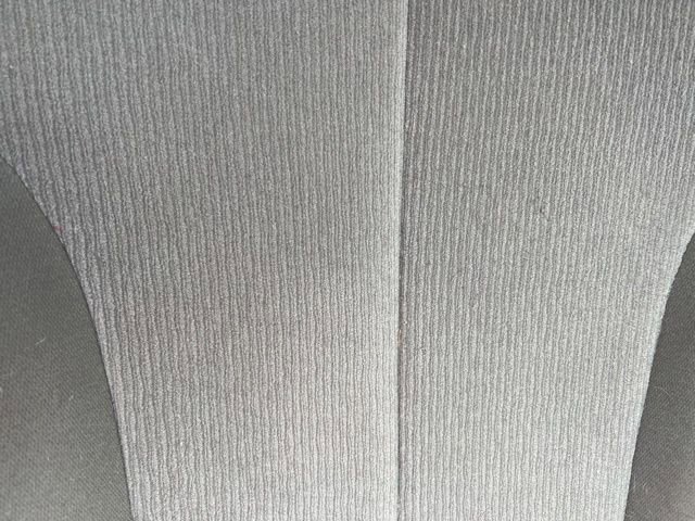 Used 2012 Kia Sedona LX image 33