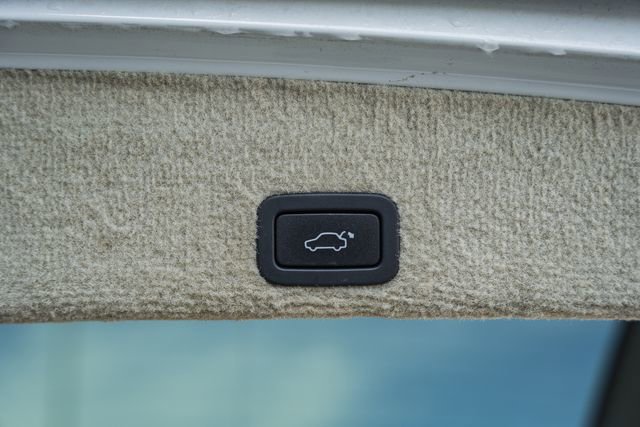 Used 2015 Volvo XC60 T6 w/ Proximity Package image 12