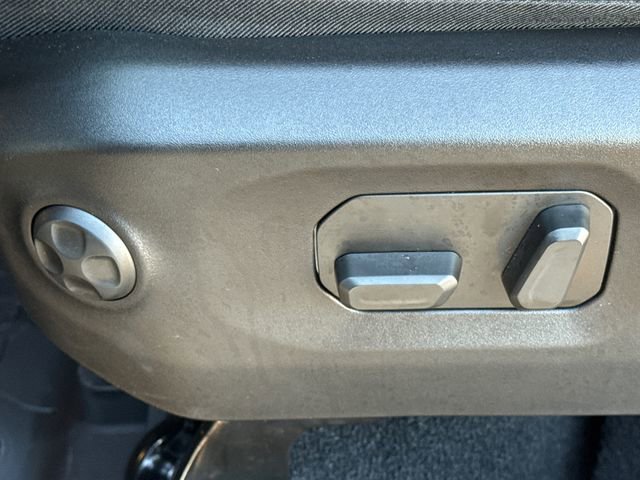 Used 2025 Jeep Gladiator Sport image 23