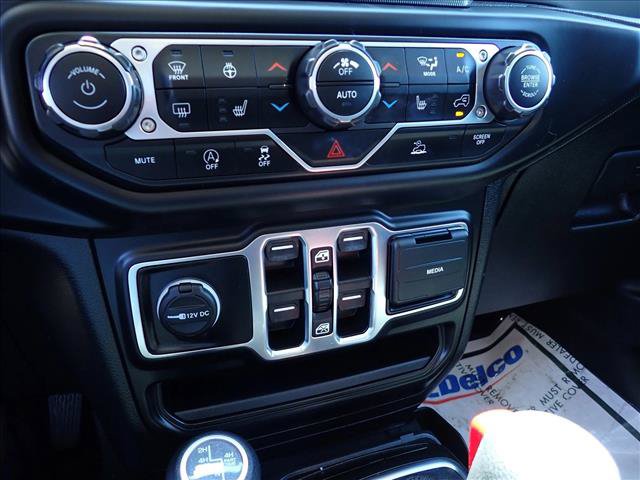 Used 2021 Jeep Gladiator Mojave AWD/4WD image 17