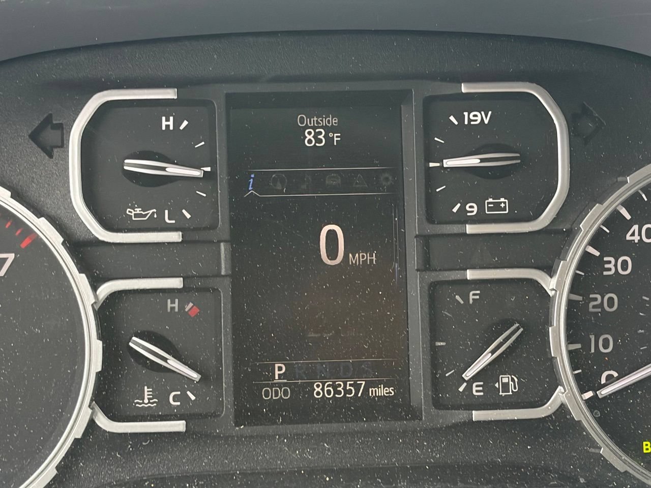 Used 2018 Toyota Tundra SR5 w/ TRD Sport Package AWD/4WD image 12