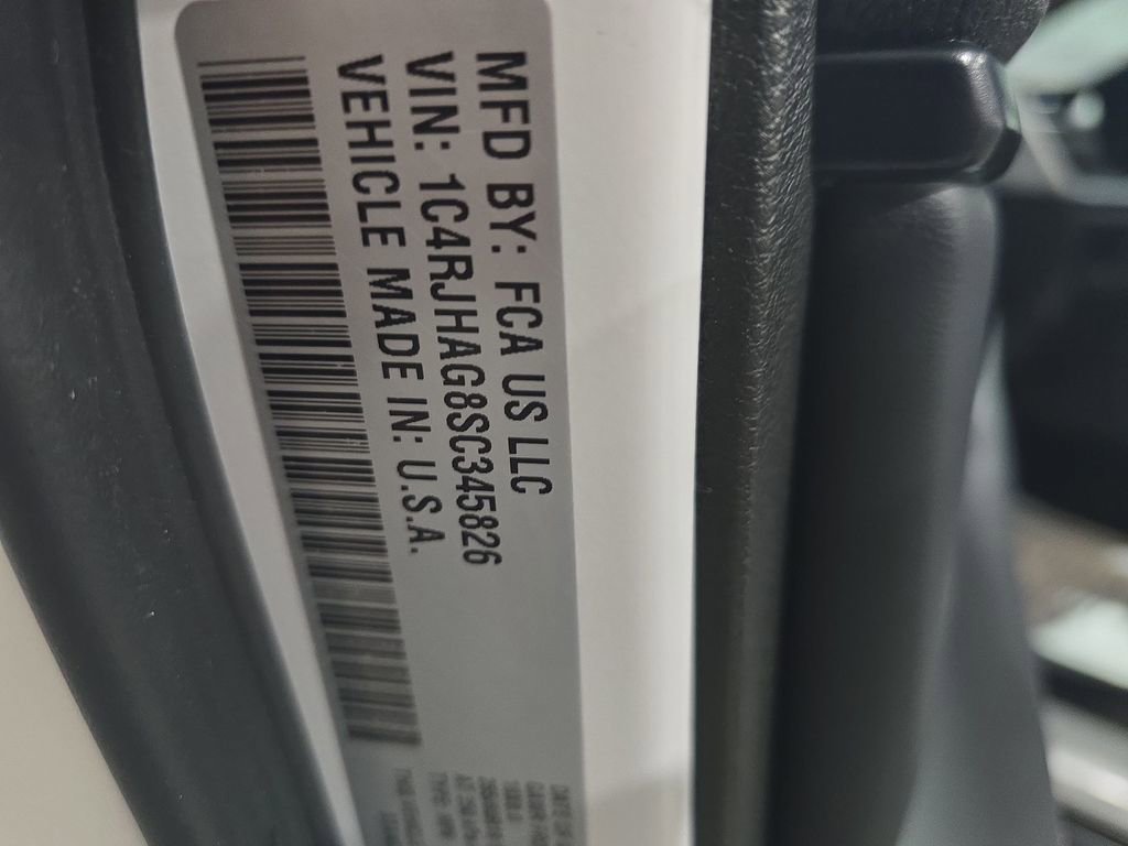 New 2025 Jeep Grand Cherokee Laredo X w/ Trailer Tow Package image 14