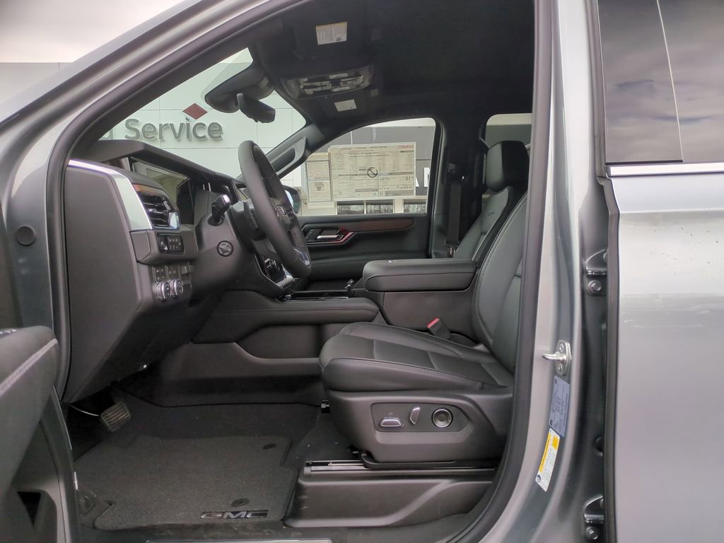 New 2026 GMC Yukon XL Denali w/ Denali Reserve Package AWD/4WD image 12