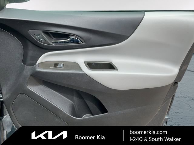Used 2023 Chevrolet Equinox LT FWD image 10