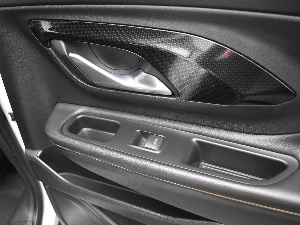 Used 2023 GMC Terrain AT4 image 19