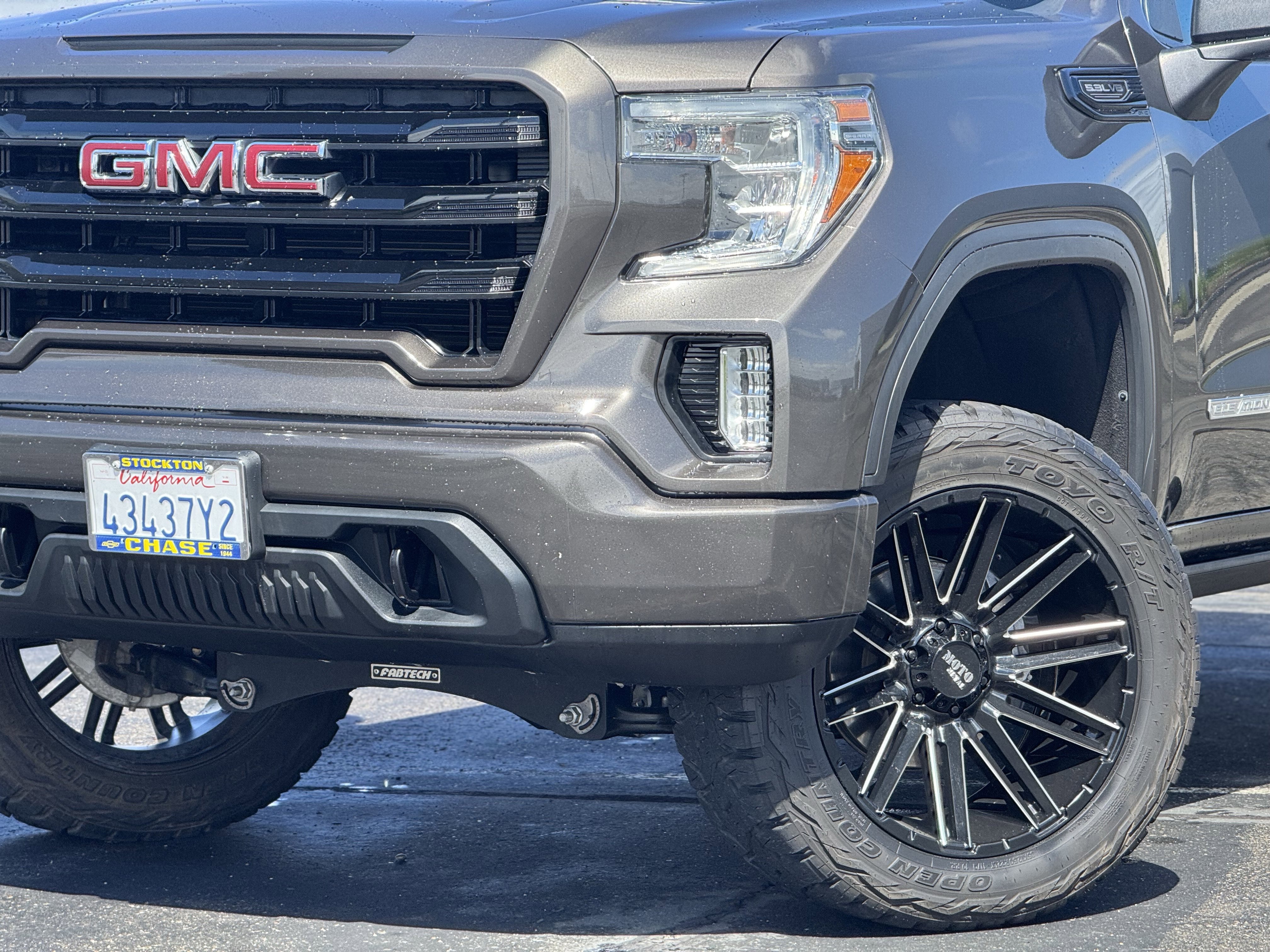 Used 2020 GMC Sierra 1500 Elevation w/ Elevation Value Package AWD/4WD image 3