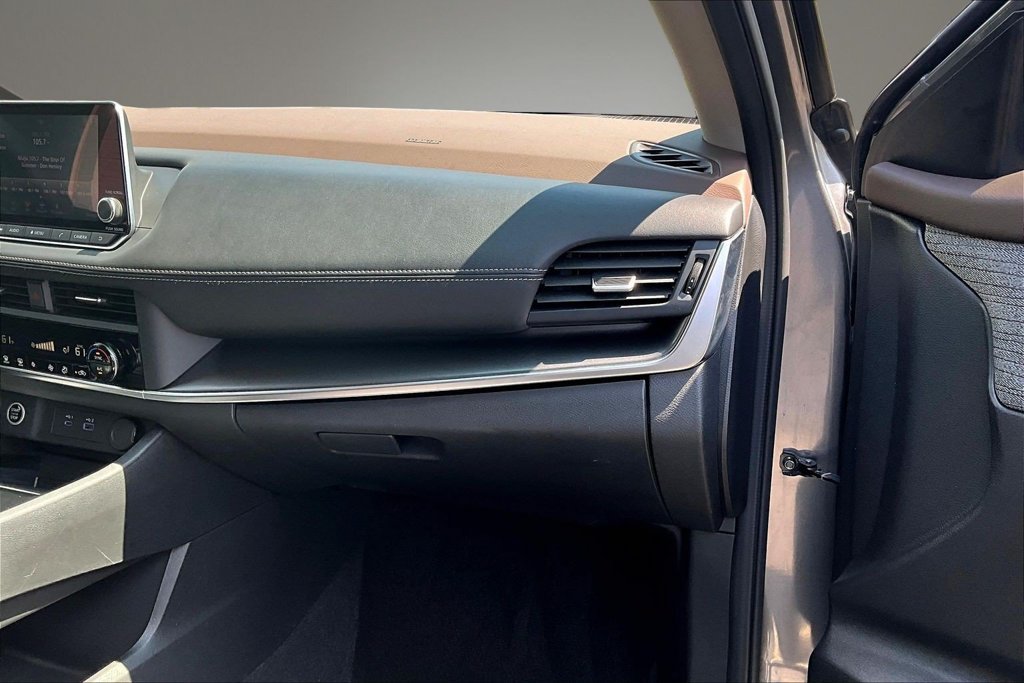 Certified 2023 Nissan Rogue SV AWD/4WD image 26