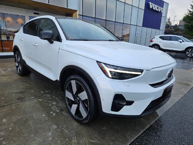 Certified 2023 Volvo C40 P8 Recharge Ultimate w/ Protection Package Premier AWD/4WD image 3
