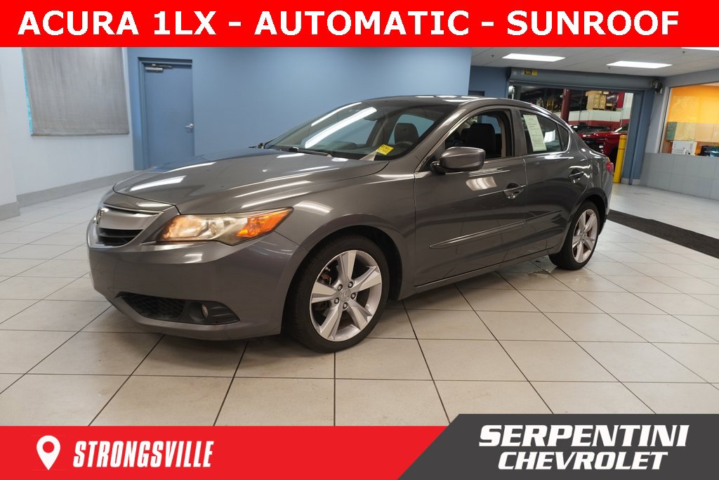 Used 2013 Acura ILX w/ Technology Package