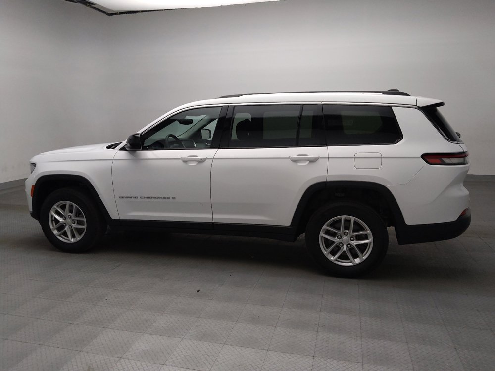 Used 2023 Jeep Grand Cherokee L Laredo AWD/4WD image 3