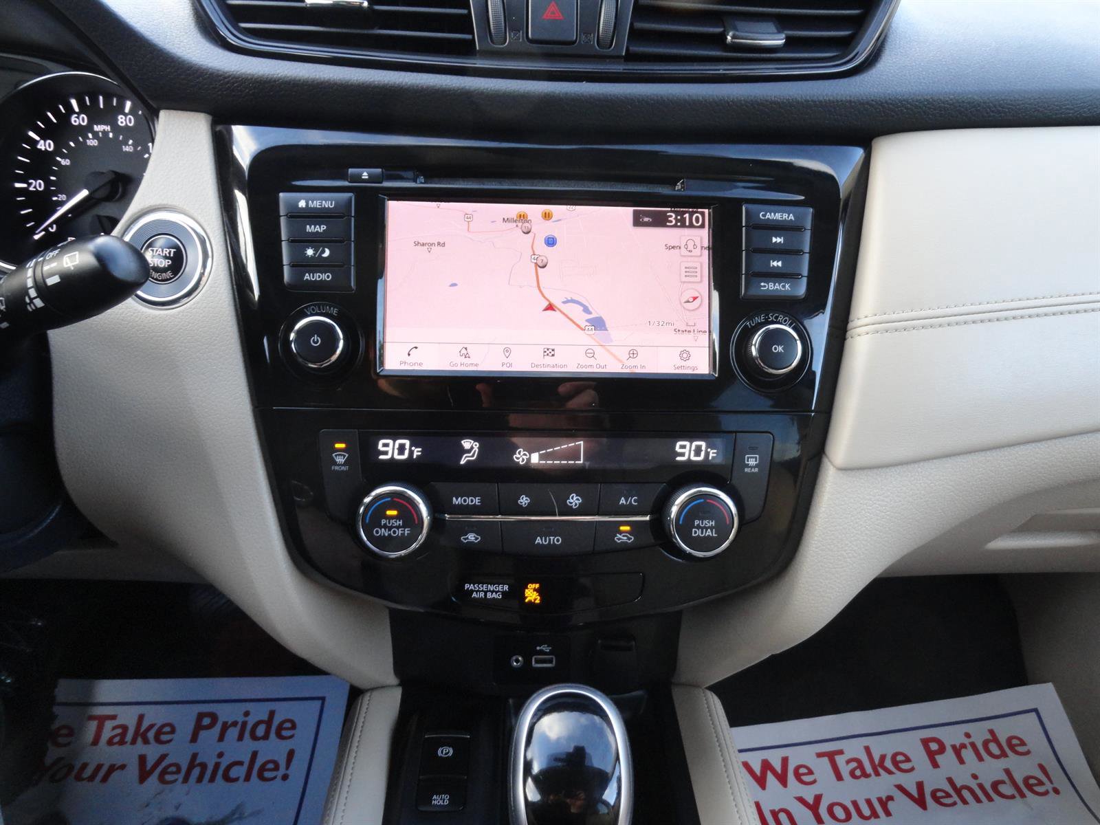 Used 2020 Nissan Rogue SL w/ Premium Package image 16