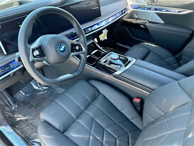 Certified 2024 BMW i7 xDrive60 image 20