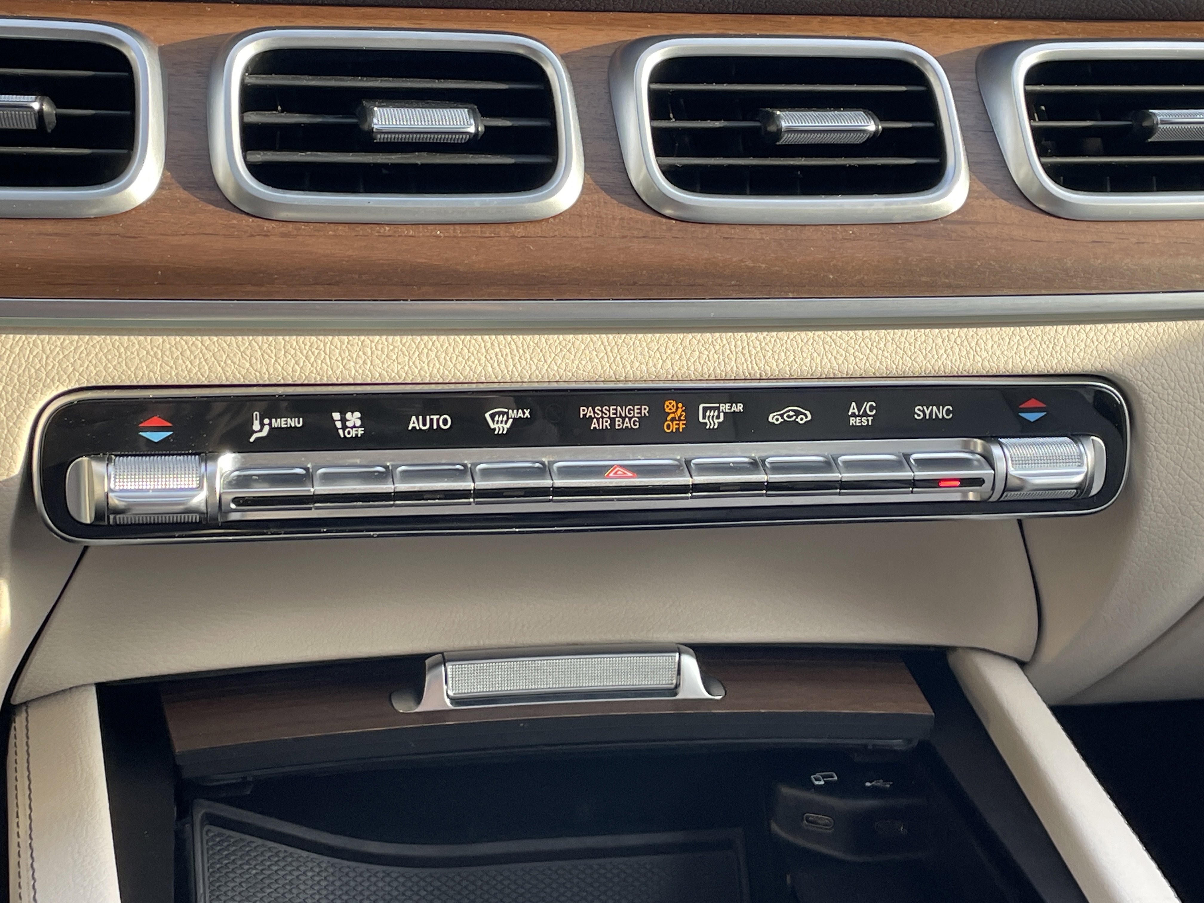 Certified 2022 Mercedes-Benz GLE 450 4MATIC image 33