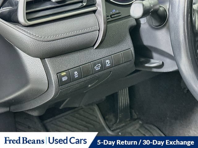 Used 2019 Toyota Camry XSE FWD image 15