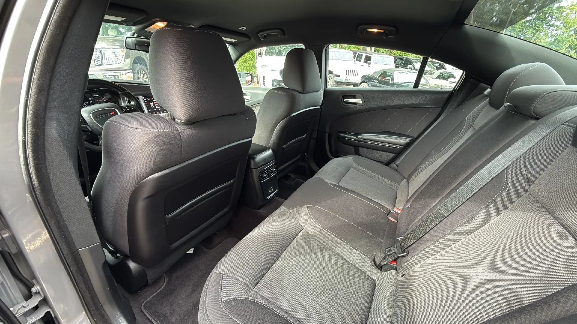 Used 2019 Dodge Charger SXT w/ Blacktop Package AWD/4WD image 15