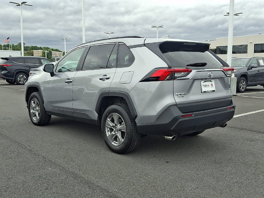 Certified 2025 Toyota RAV4 XLE AWD/4WD image 4