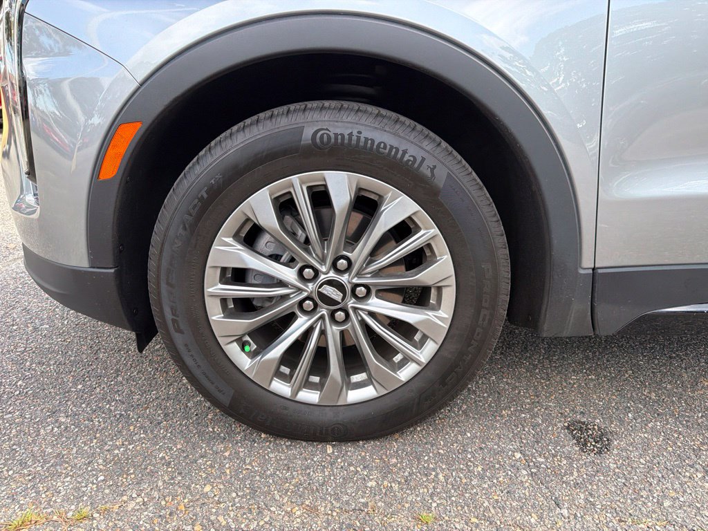 Used 2025 Cadillac XT4 Premium Luxury AWD/4WD image 21