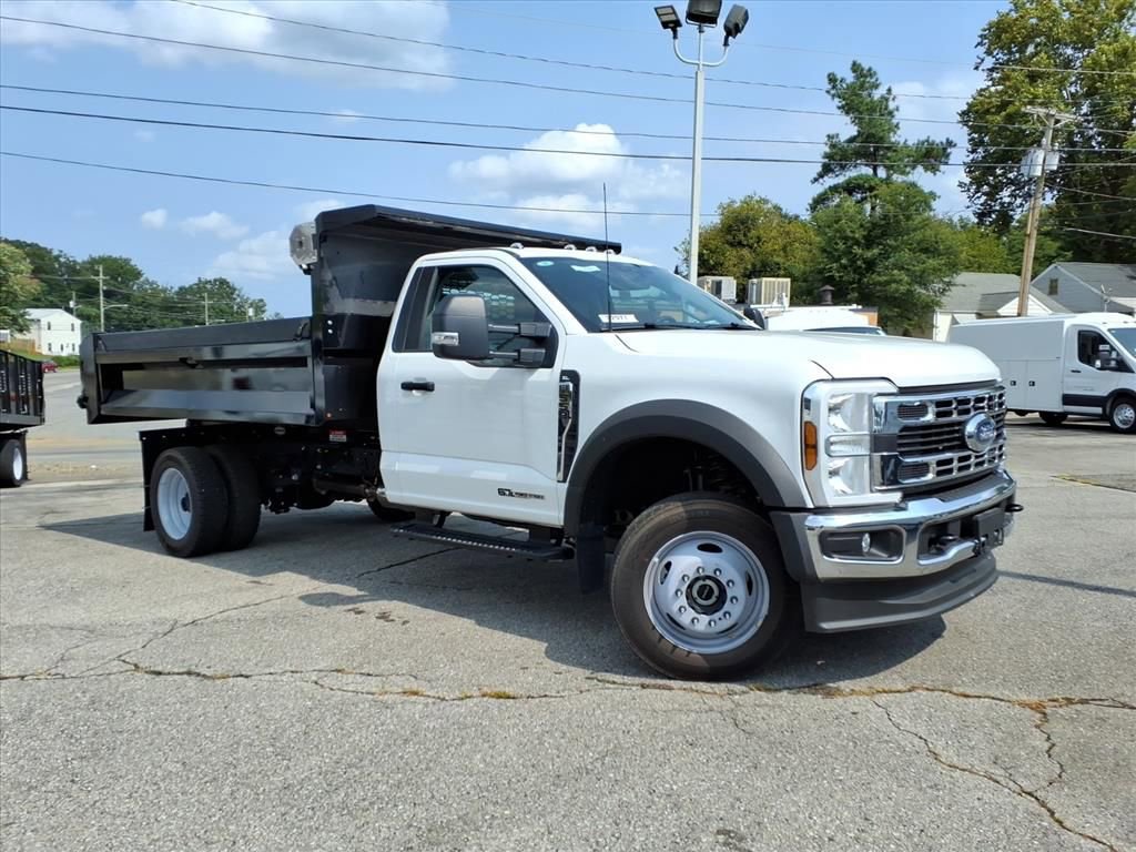 New 2025 Ford F550 4x4 Regular Cab Super Duty image 1