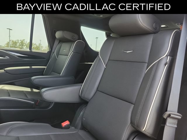 Certified 2024 Cadillac Escalade Sport AWD/4WD image 33