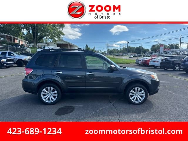 Used 2013 Subaru Forester 2.5X Premium w/ All-Weather Pkg AWD/4WD image 1