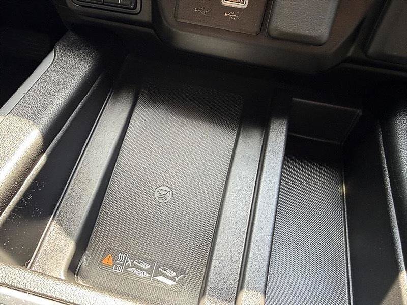 Used 2023 GMC Sierra 2500 AT4 w/ AT4 Premium Plus Package AWD/4WD image 46