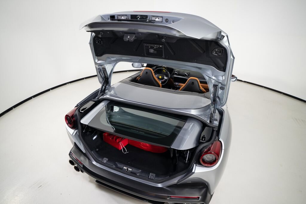 Used 2019 Ferrari Portofino image 31