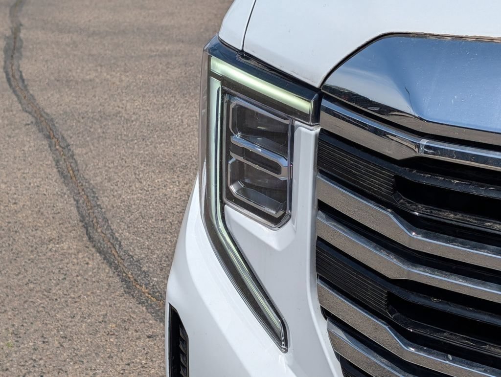 Used 2024 GMC Sierra 1500 SLT AWD/4WD image 3