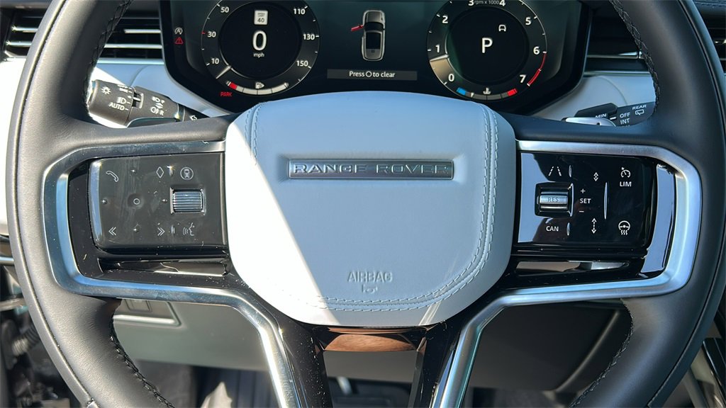 New 2025 Land Rover Range Rover Sport SE image 11