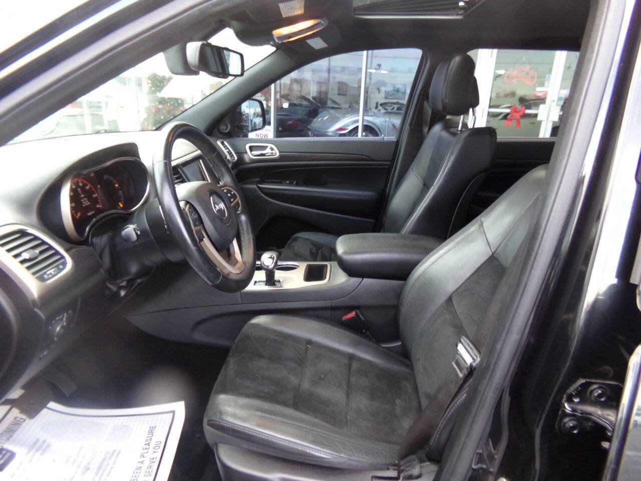 Used 2014 Jeep Grand Cherokee Altitude AWD/4WD image 9