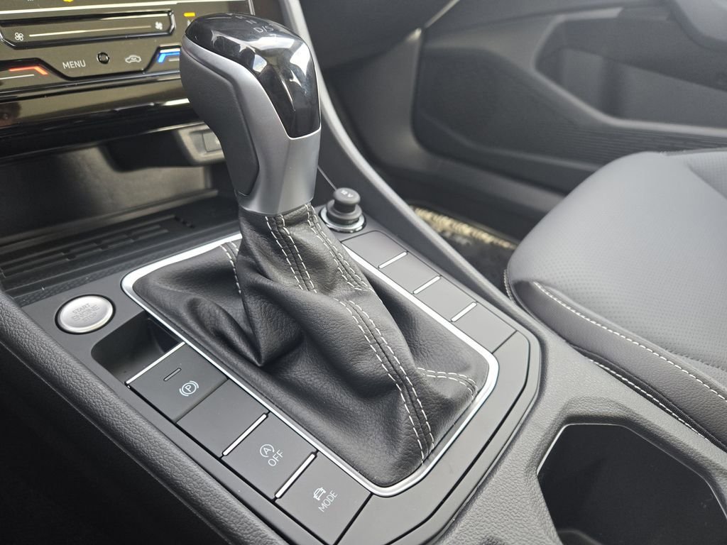 New 2026 Volkswagen Jetta SEL FWD image 16