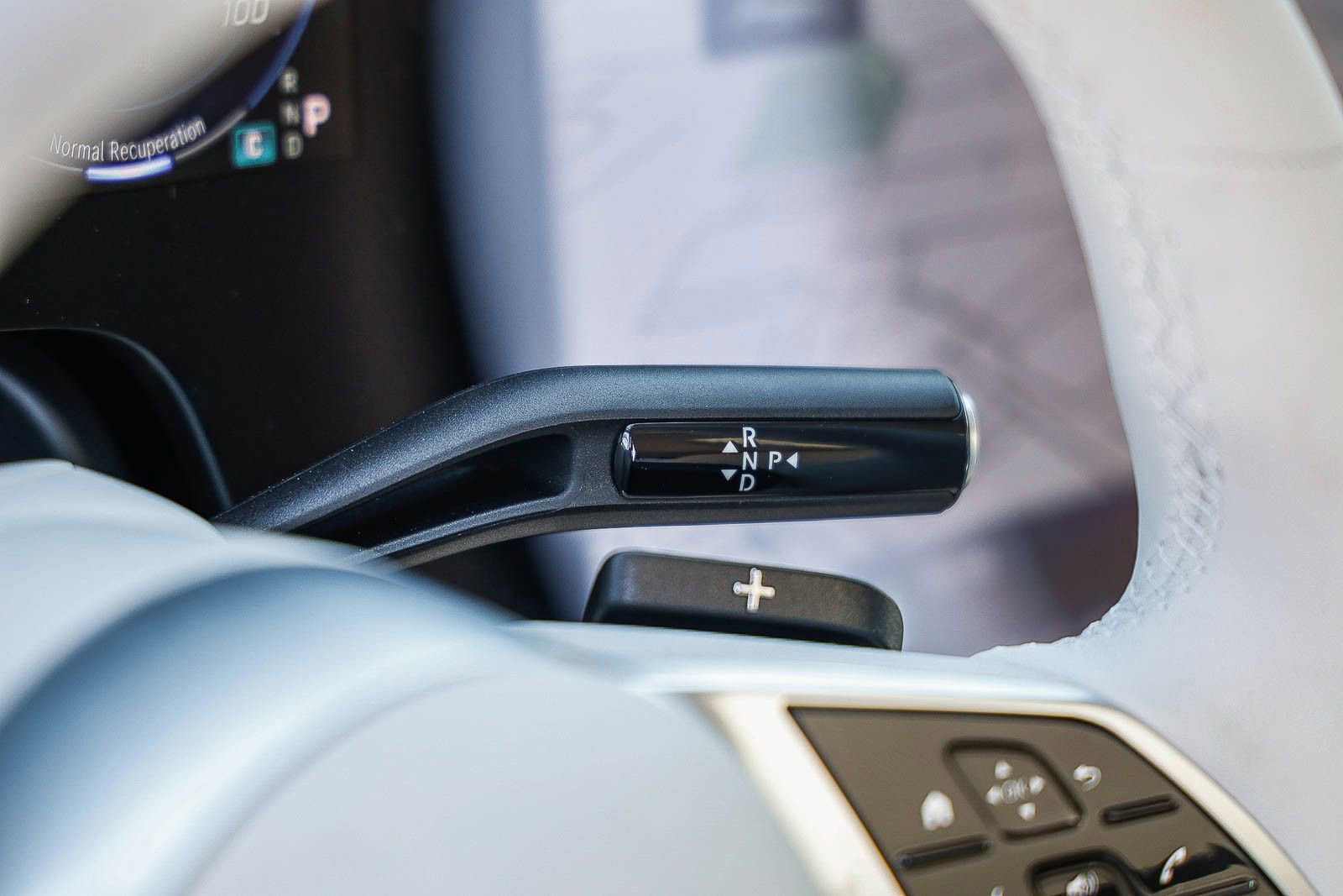 New 2026 Mercedes-Benz EQE 320 4MATIC SUV image 20