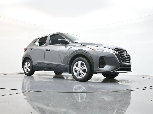 Used 2025 Nissan Kicks Play S FWD image 45