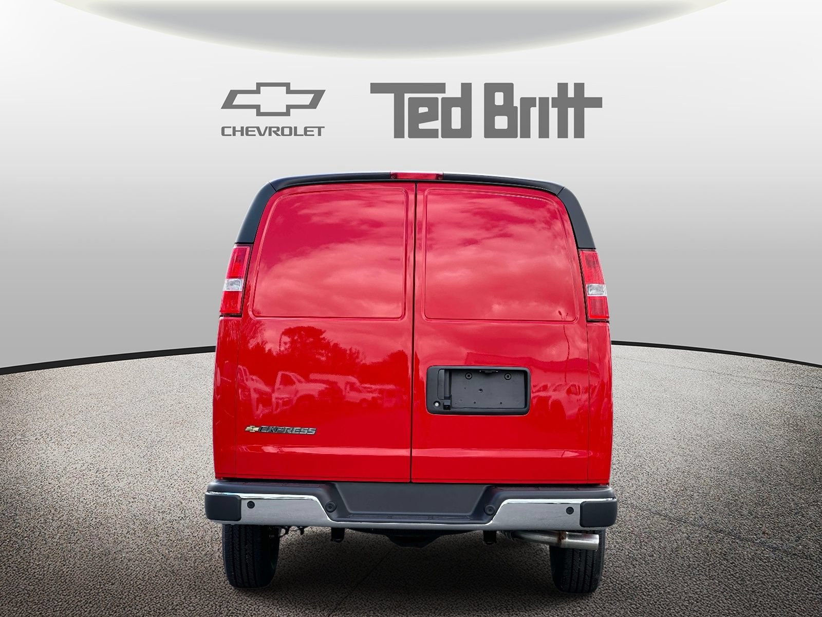 New 2026 Chevrolet Express 2500 w/ Safety Package RWD image 5