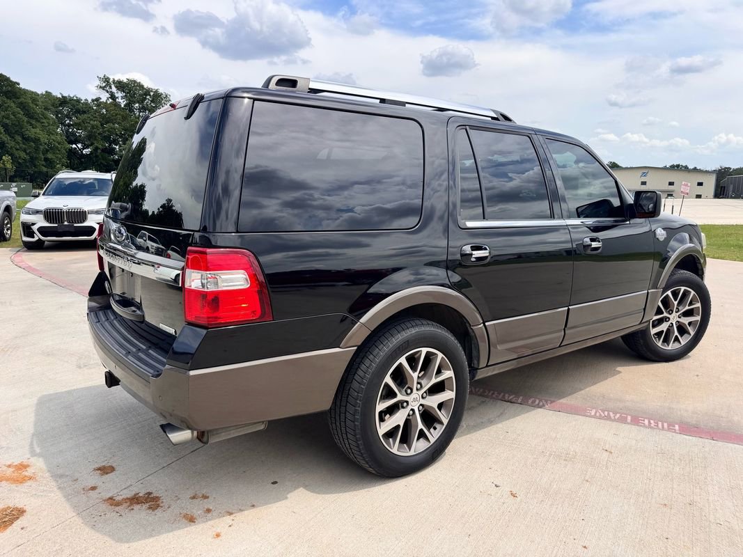 Used 2017 Ford Expedition King Ranch RWD image 5