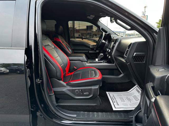 Used 2018 Ford F150 Lariat w/ Equipment Group 502A Luxury image 18