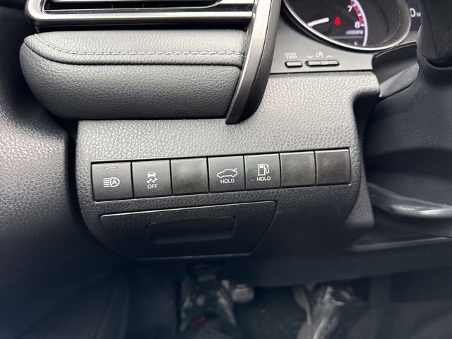 Used 2023 Toyota Camry SE image 21
