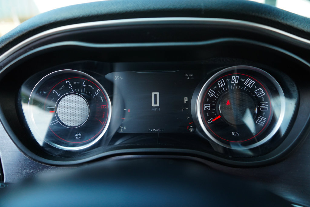 Used 2018 Dodge Challenger R/T RWD image 25