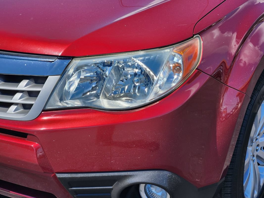 Used 2011 Subaru Forester 2.5X Limited w/ Utility Pkg AWD/4WD image 12