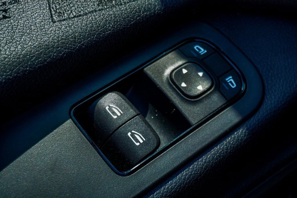 Used 2021 Mercedes-Benz Sprinter 3500 w/ Swivel Seat Package image 38