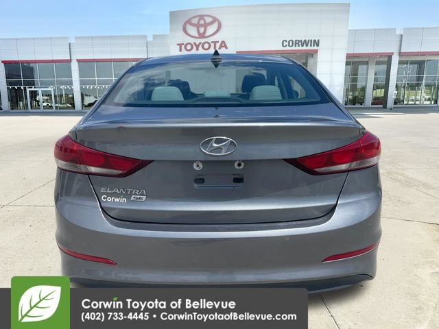 Used 2017 Hyundai Elantra SE FWD image 4