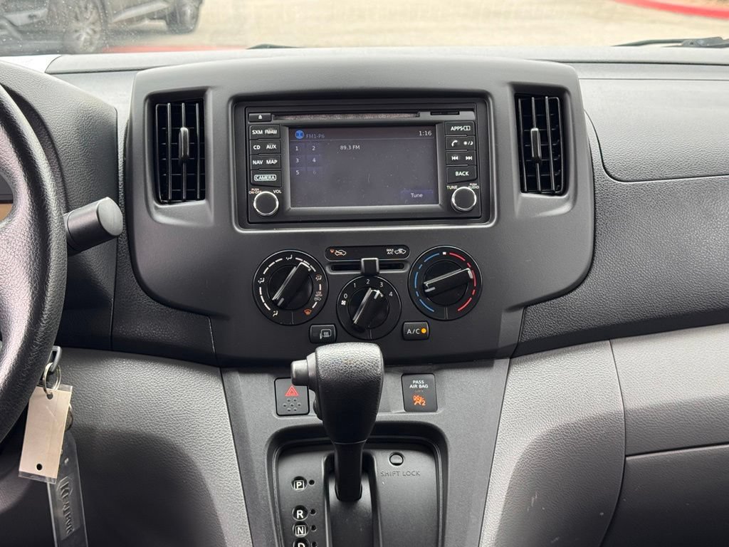 Used 2019 Nissan NV200 SV w/ Navigation Package FWD image 19
