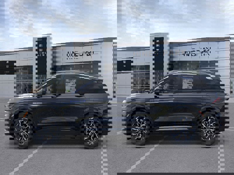 New 2026 Lincoln Nautilus Premier w/ Equipment Group 102A image 3