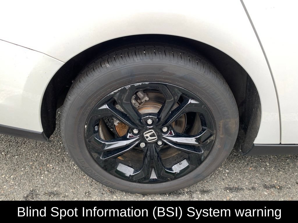 Used 2025 Honda Accord SE image 9
